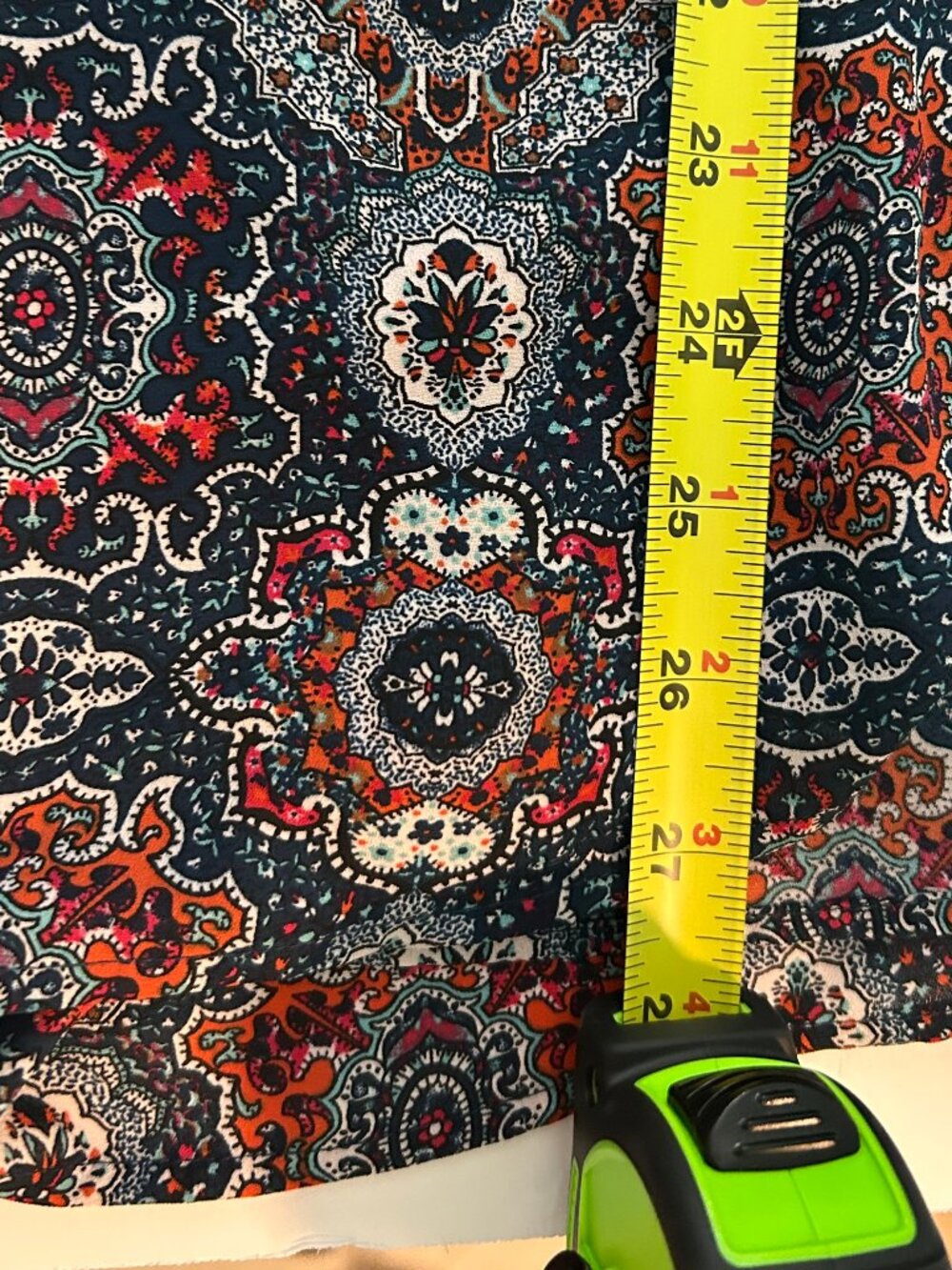 Daniel Rainn Boho Crochet Trim Paisley Blouse Medium Navy Red Tie Neck Top - Picture 11 of 11